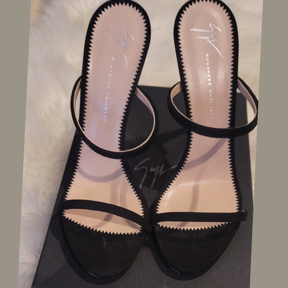 Giuseppe Zanotti Elegant Black Heels